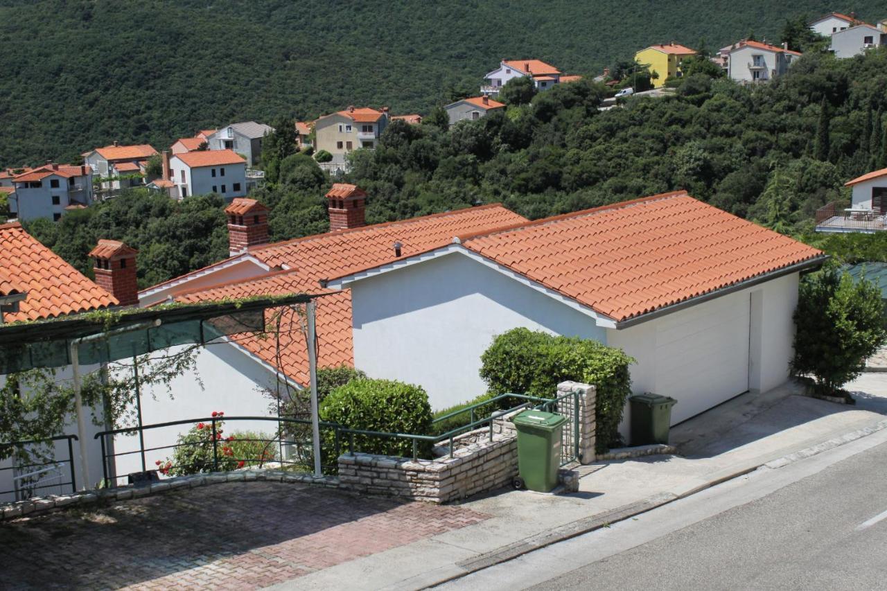 Apartments With A Parking Space Rabac, Labin - 2340 Exterior photo