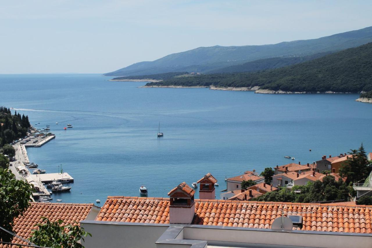Apartments With A Parking Space Rabac, Labin - 2340 Exterior photo
