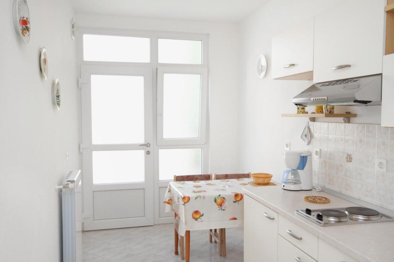 Apartments With A Parking Space Rabac, Labin - 2340 Exterior photo